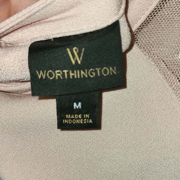 | Blush Pink Lace Sleeved With Keyhole Cut In The Front Worn Once| - Picture 6 of 6